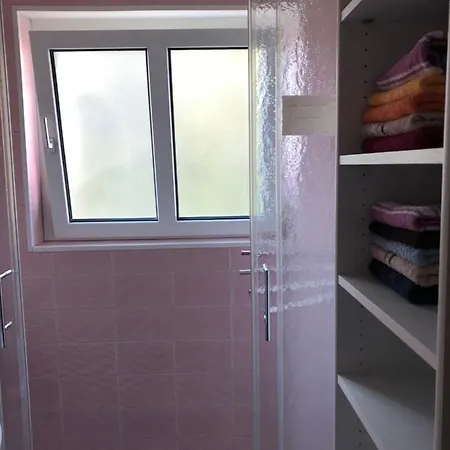 公寓 Grosszuegige Ferienwohnung Fuer 4 Personen