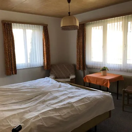 Grosszuegige Ferienwohnung Fuer 4 Personen * אינטרלאקן